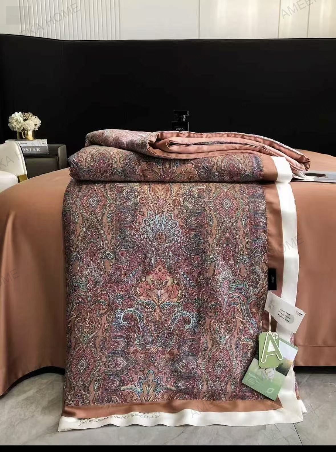 European Jacquard & Patterned Bedding Collection · Photo 2