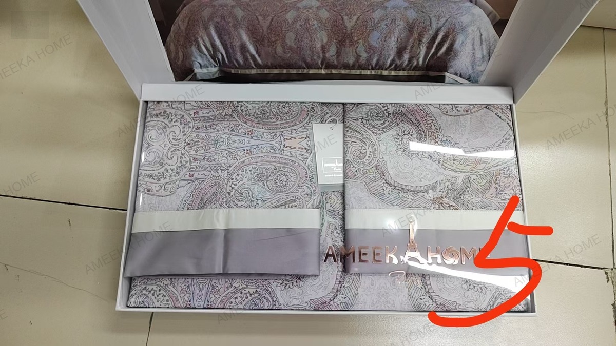 European Jacquard & Patterned Bedding Collection · Photo 67