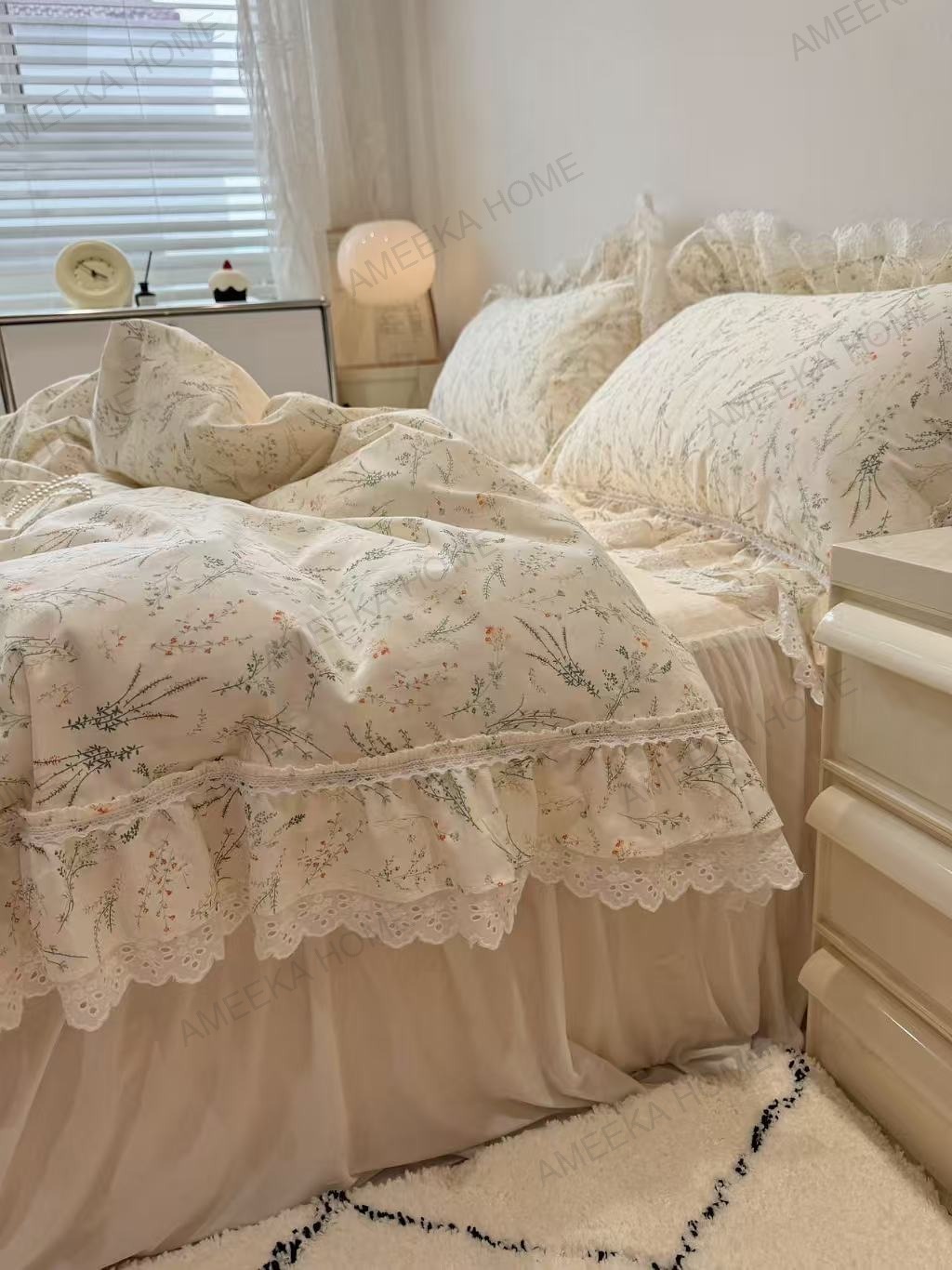 Soft Romantic Lace Collection · Photo 24