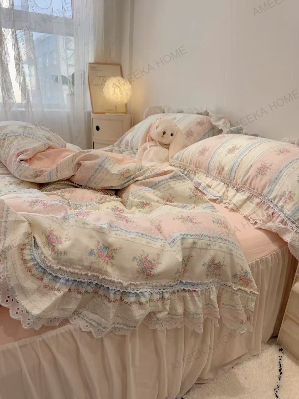 Soft Romantic Lace Collection · Photo 28