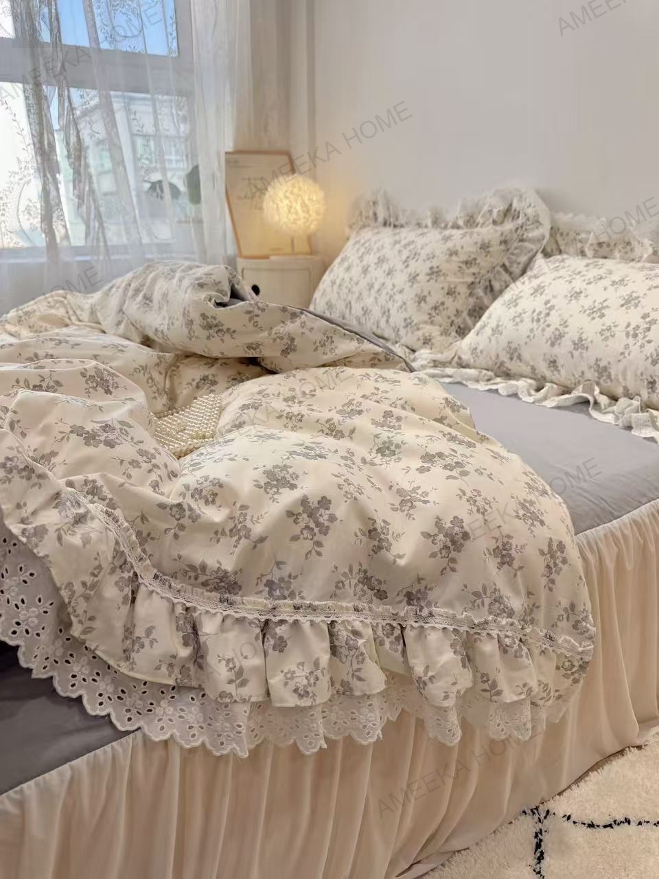 Soft Romantic Lace Collection · Photo 35