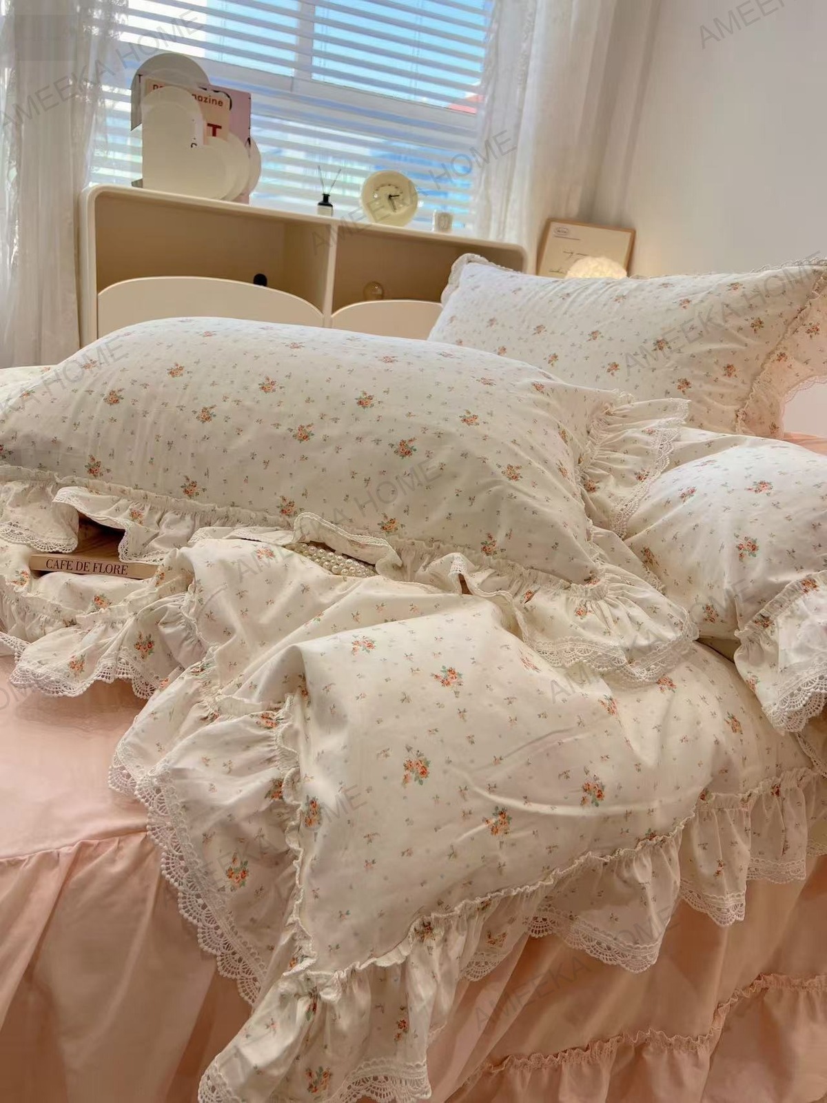 Soft Romantic Lace Collection · Photo 42