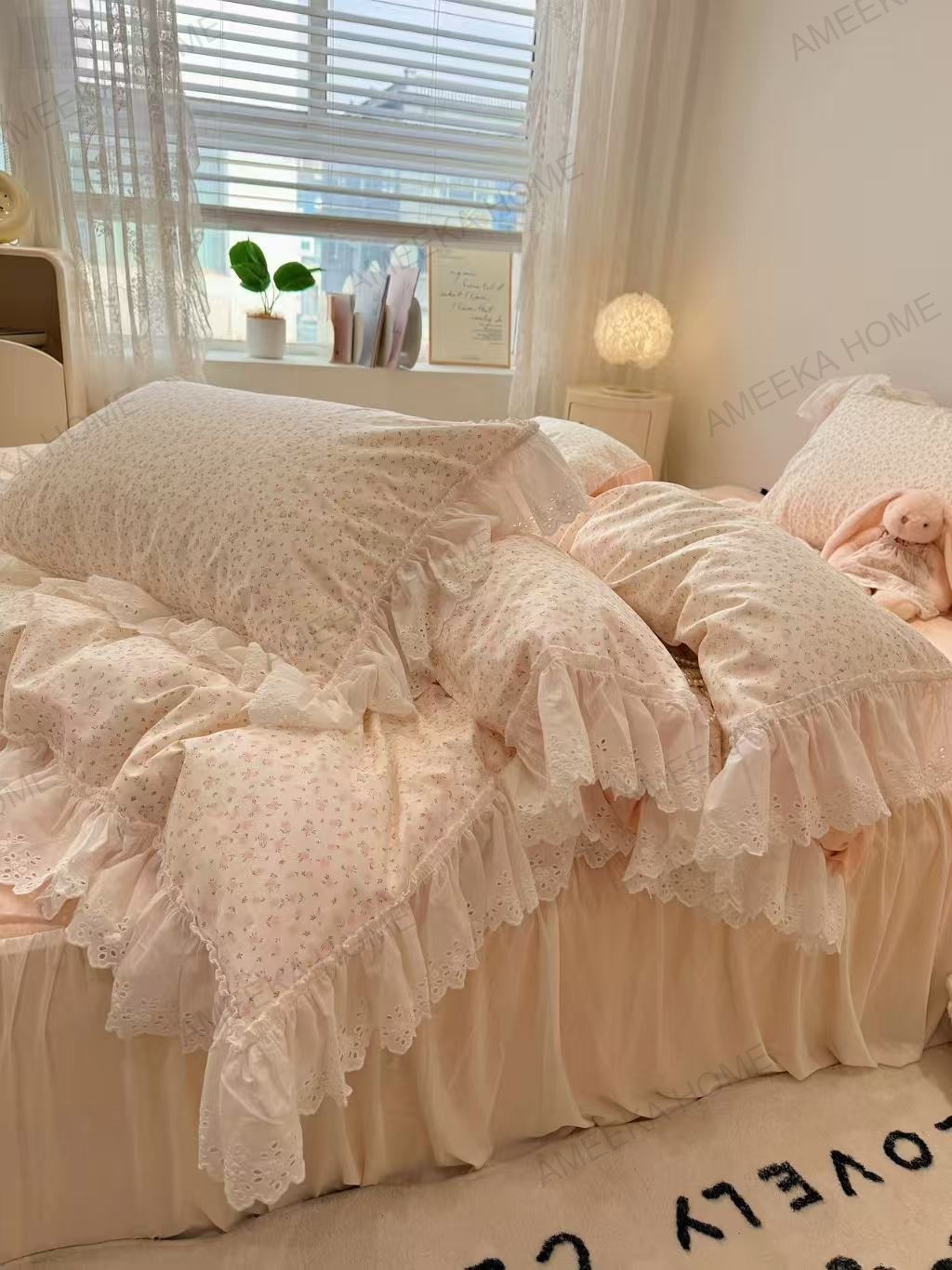Soft Romantic Lace Collection · Photo 56