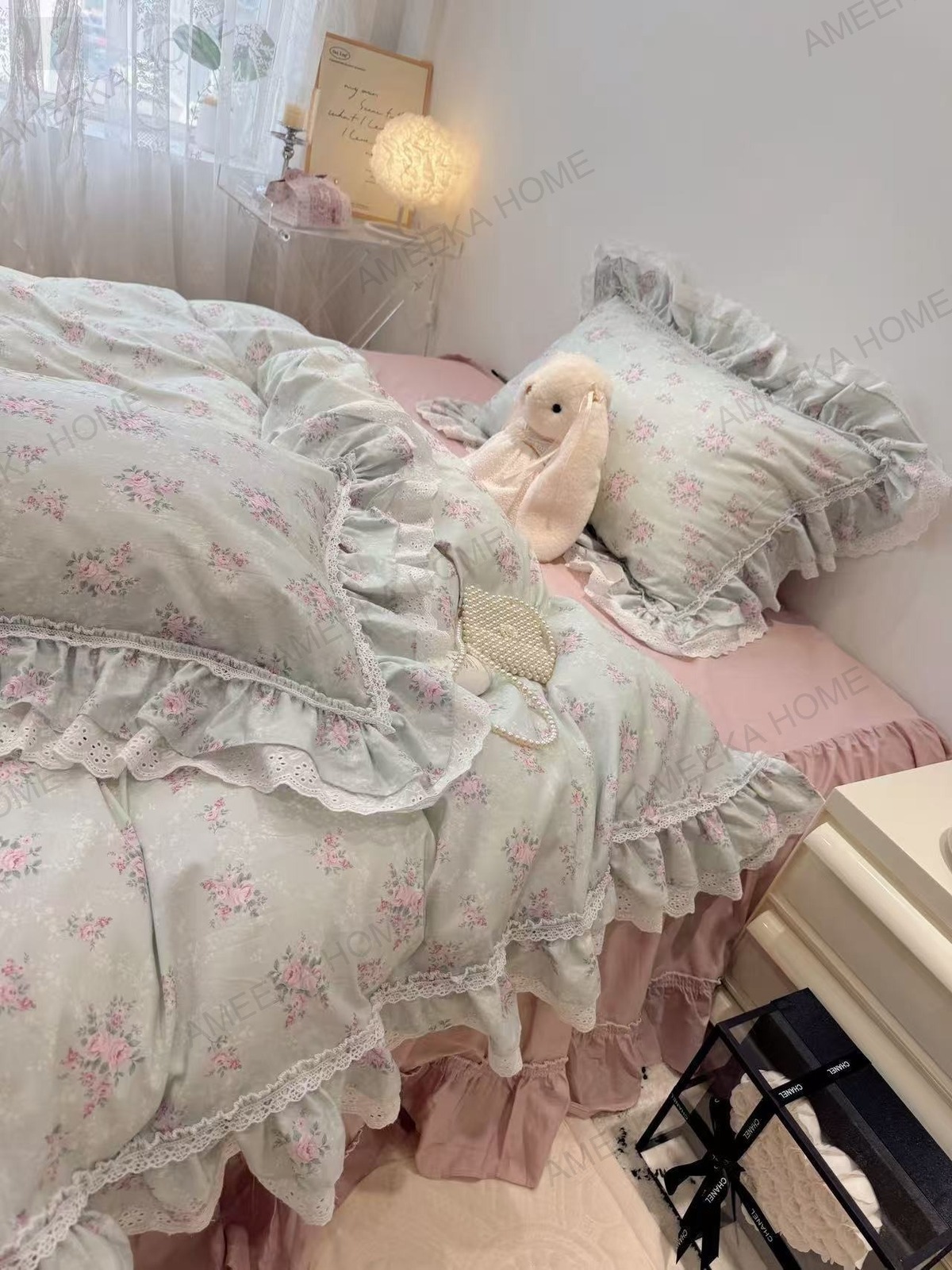 Soft Romantic Lace Collection · Photo 69