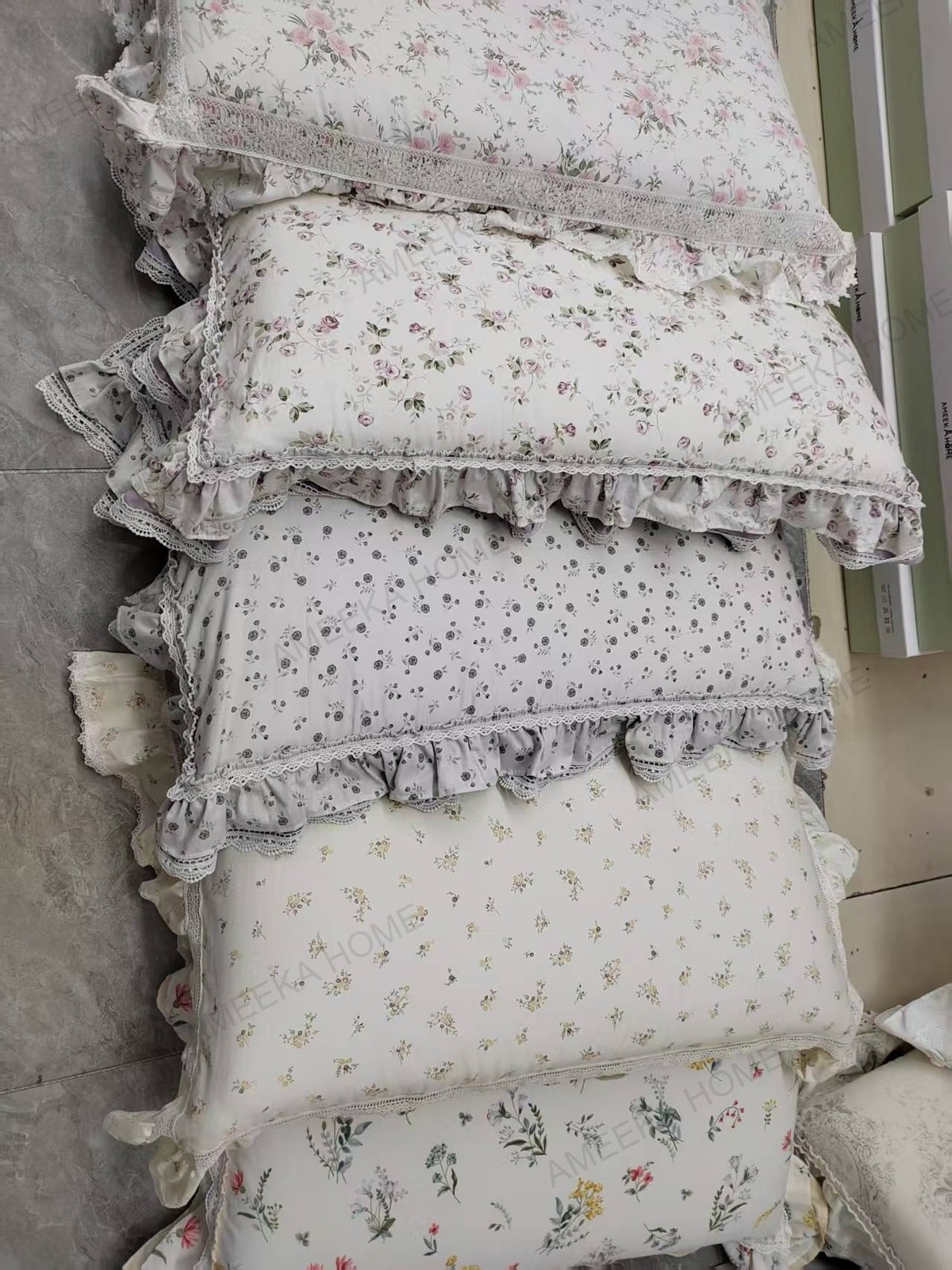 Soft Romantic Lace Collection · Photo 84