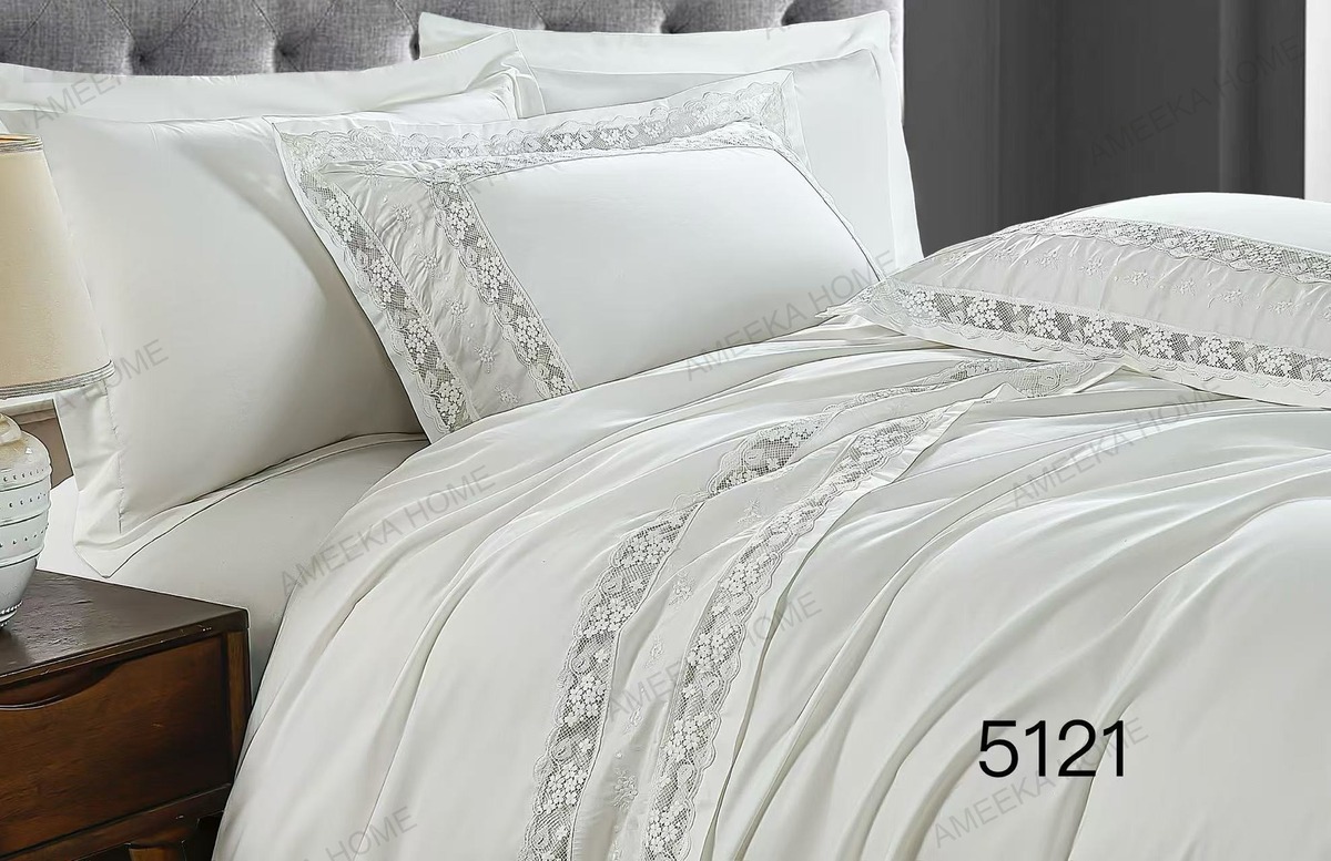Premium Lace Bedding Collection · Photo 33