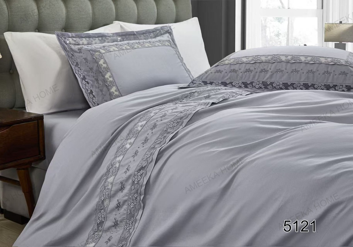 Premium Lace Bedding Collection · Photo 35