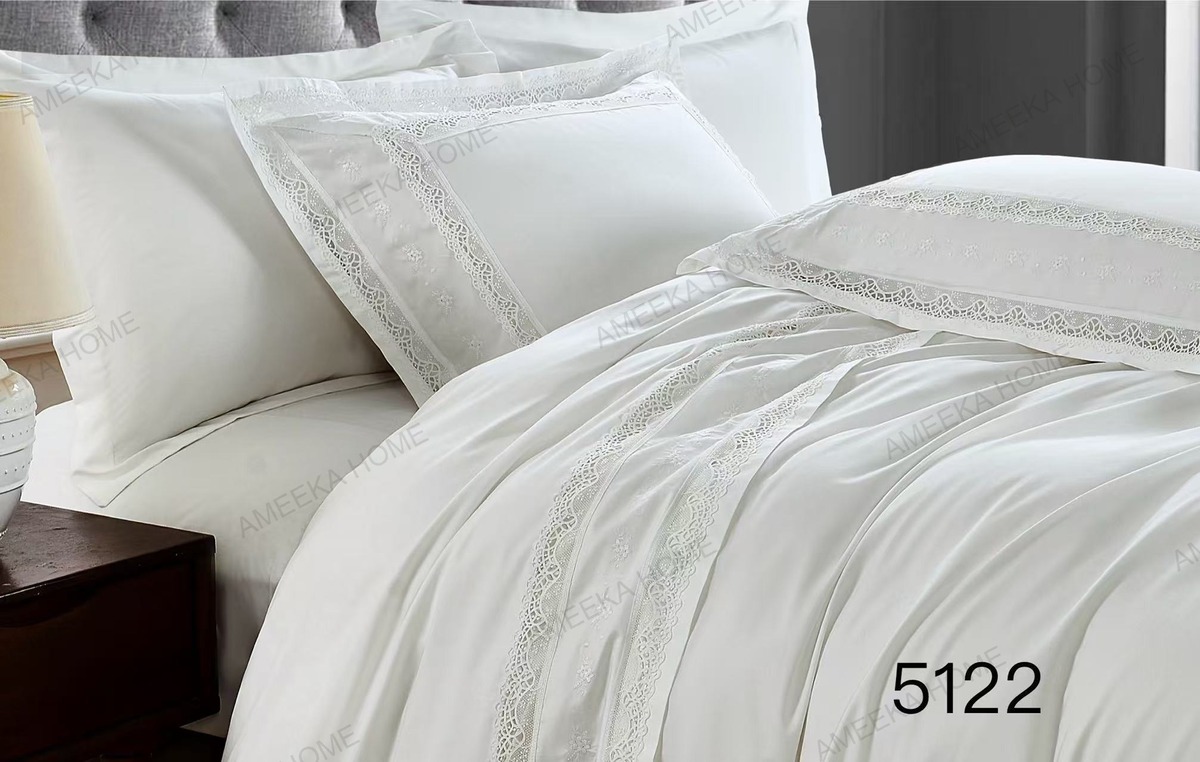 Premium Lace Bedding Collection · Photo 41