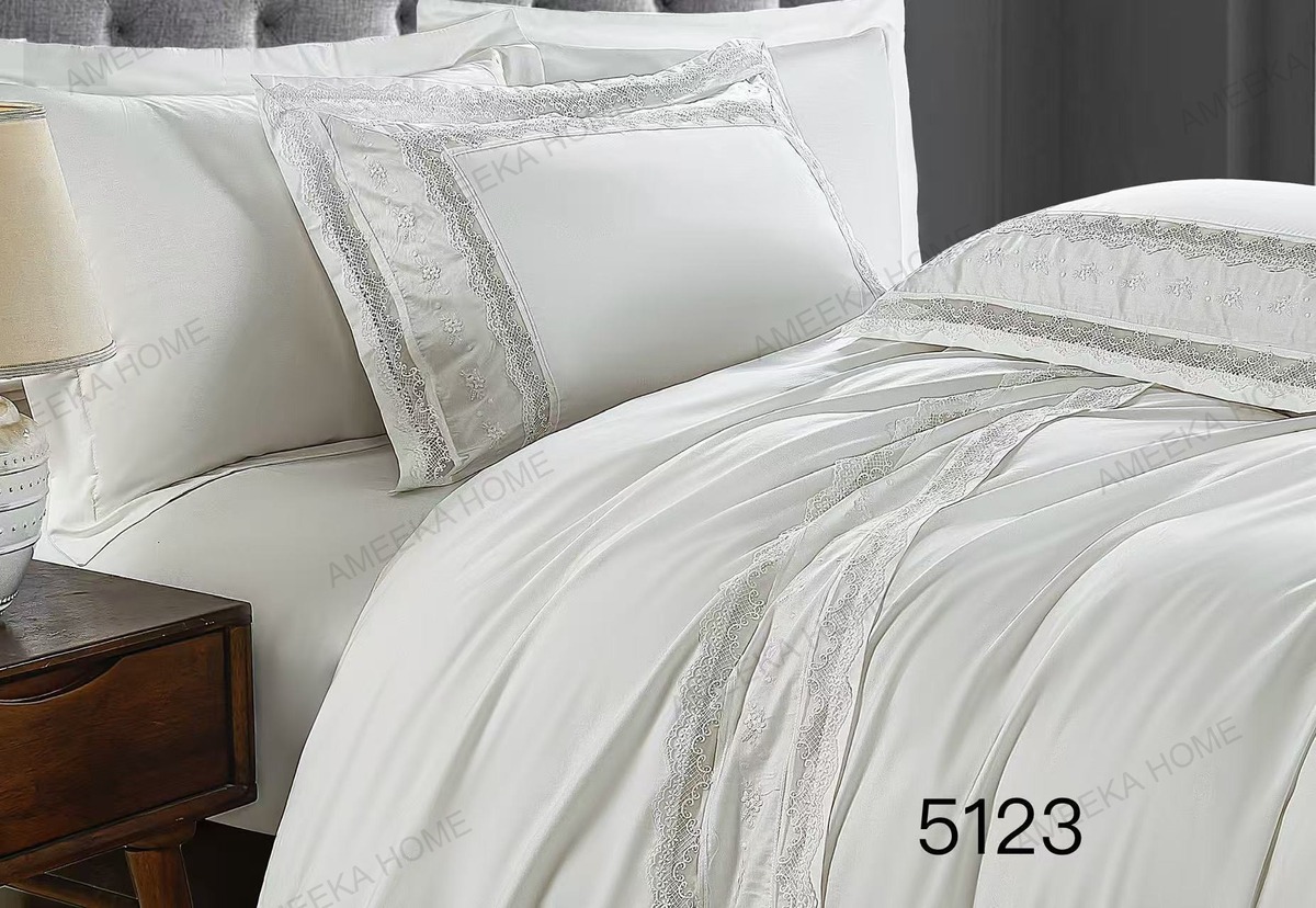 Premium Lace Bedding Collection · Photo 44