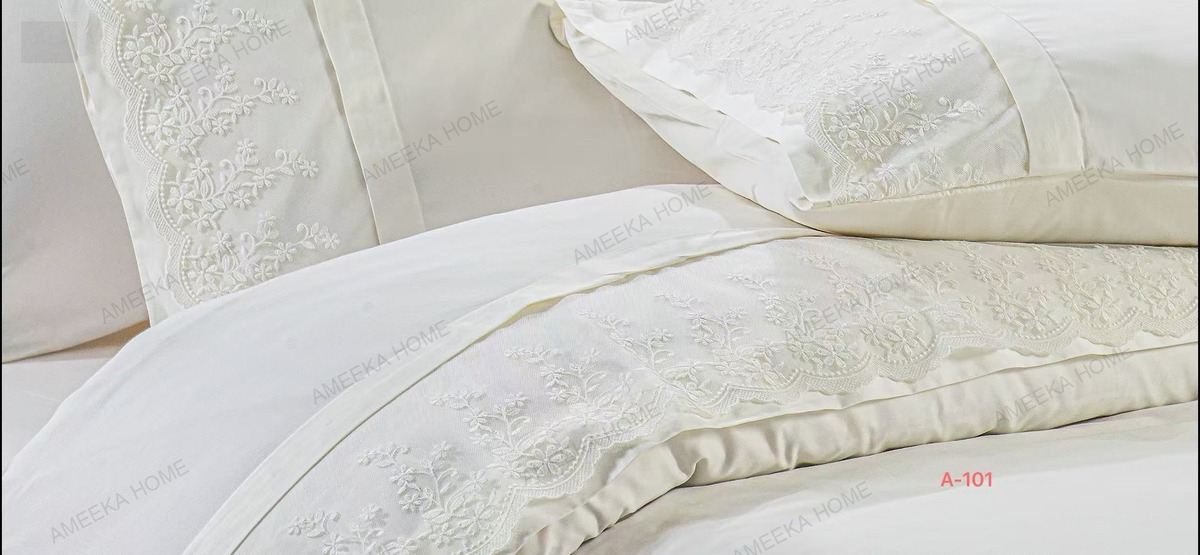 Premium Lace Bedding Collection · Photo 13