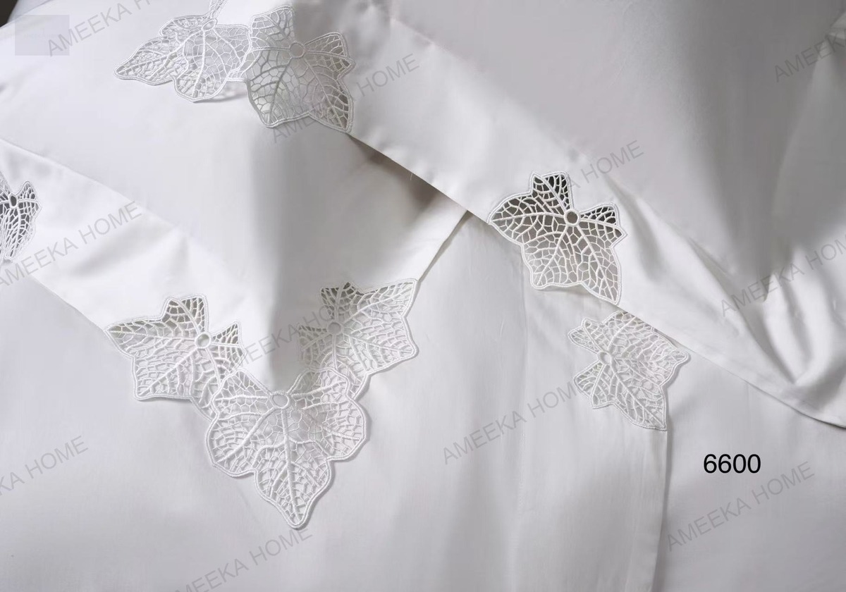 Premium Lace Bedding Collection · Photo 22