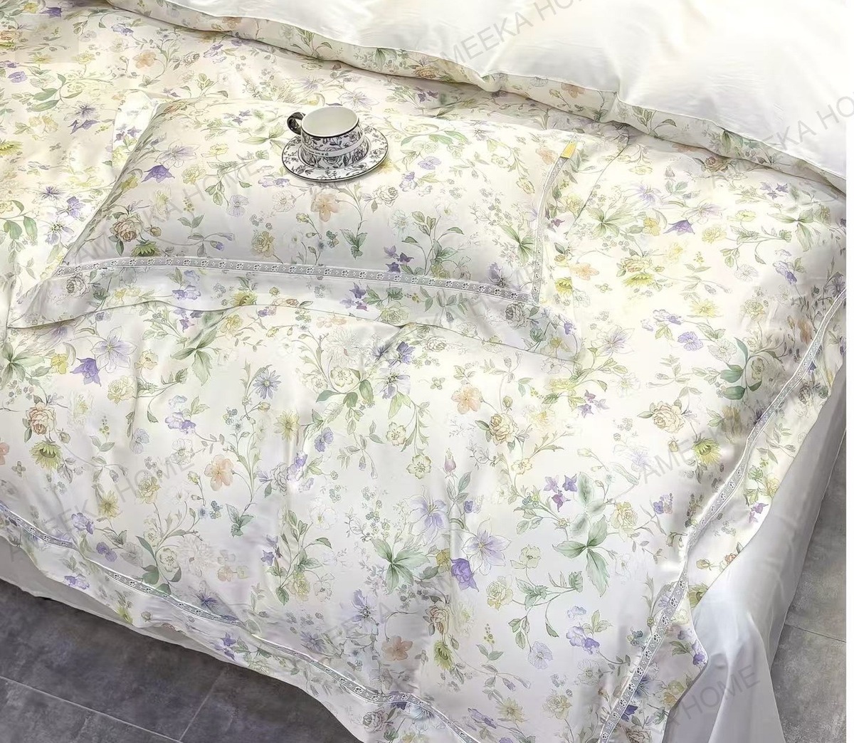 Artful Printed Bedding Collection · Photo 43