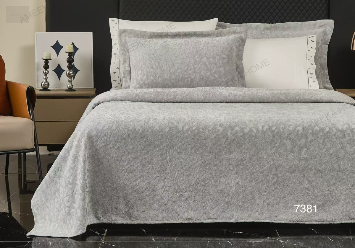 Tailored Quilted Bedspread Collection · Photo 41