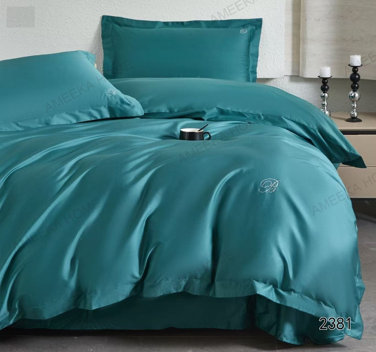 Solid Hotel Bedding Collection · Photo 5
