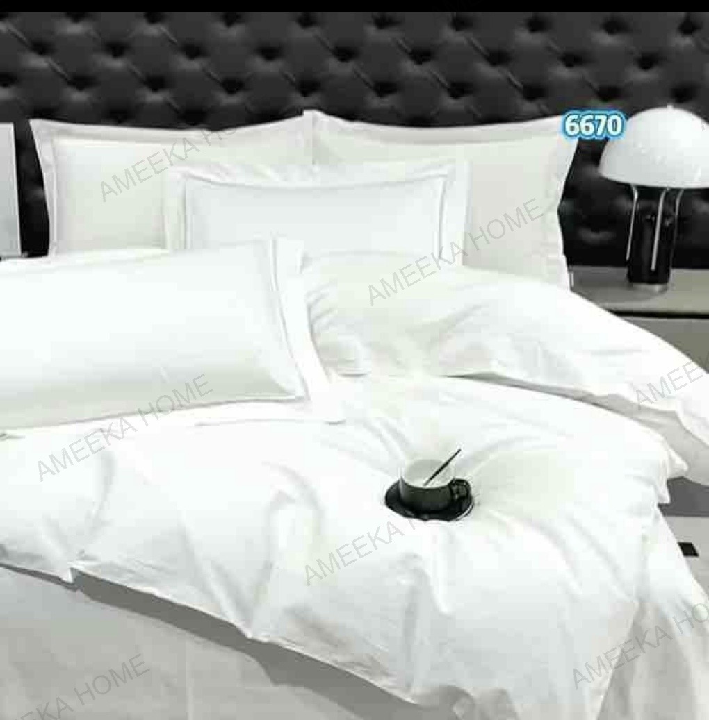 Solid Hotel Bedding Collection · Photo 3